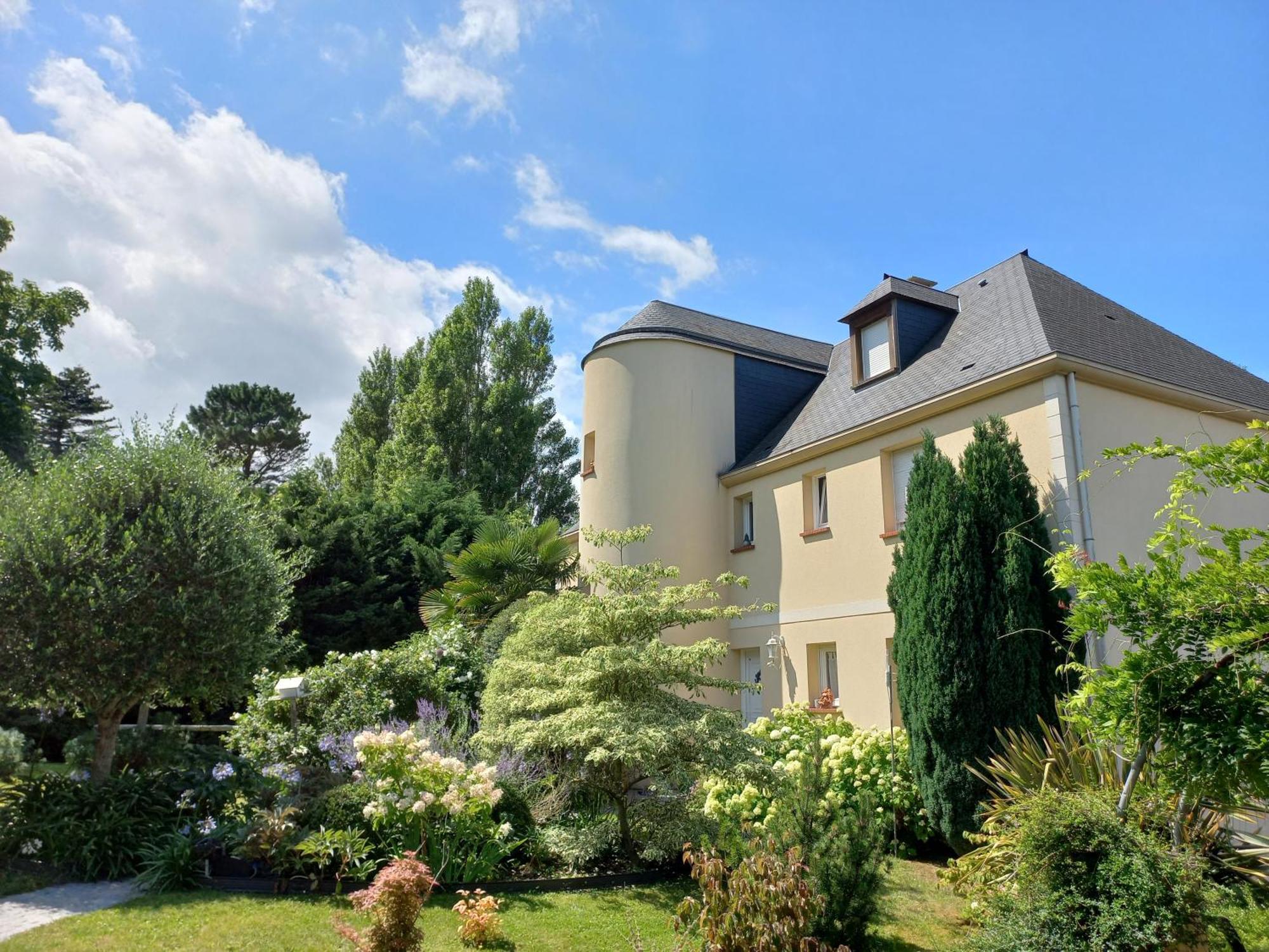 Appartements Et Gite Les Hauts De Sophia Trouville-sur-Mer Bagian luar foto