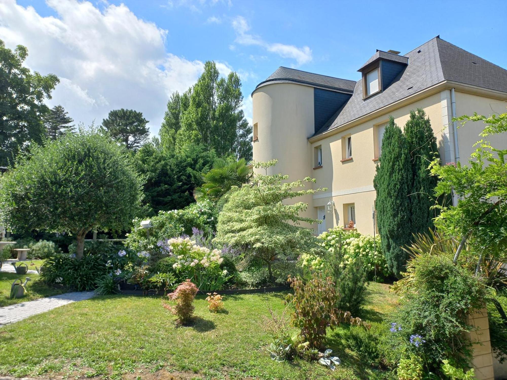 Appartements Et Gite Les Hauts De Sophia Trouville-sur-Mer Bagian luar foto