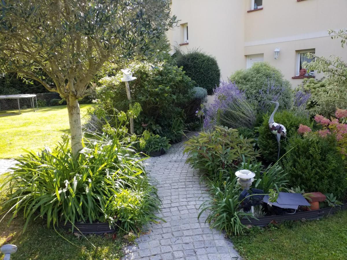 Appartements Et Gite Les Hauts De Sophia Trouville-sur-Mer Bagian luar foto